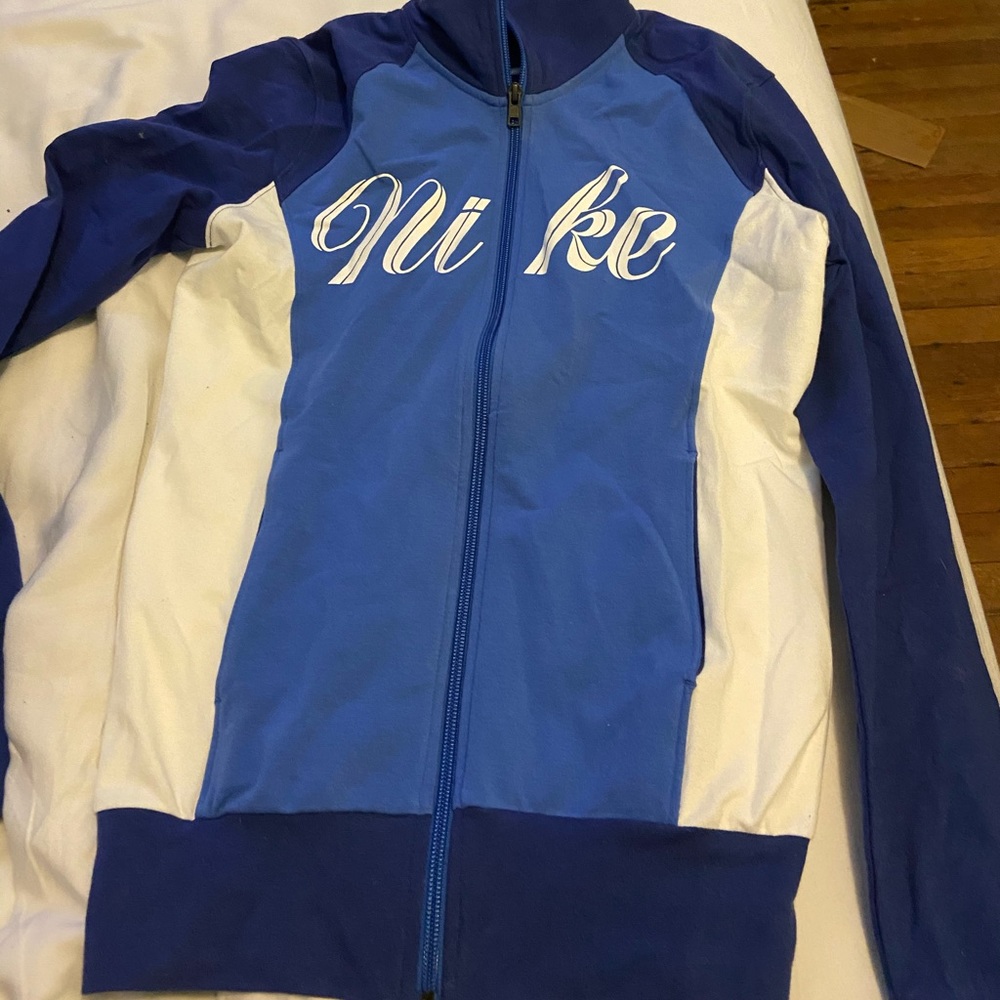 womans nike jacket
